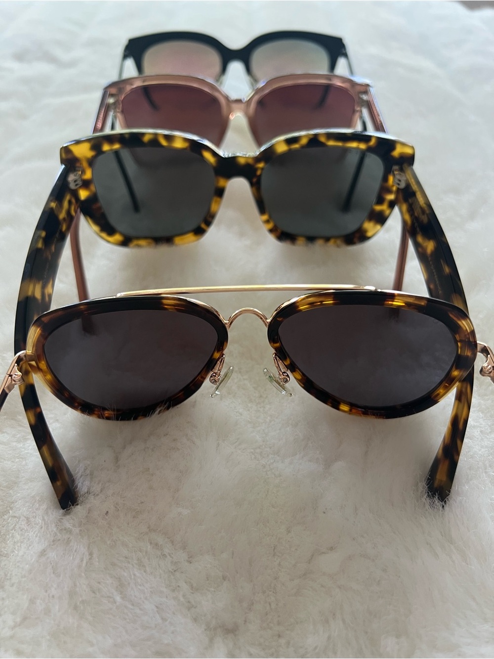 (4) DIFF sunglass collection GREAT CONDITION! Over $450 retail